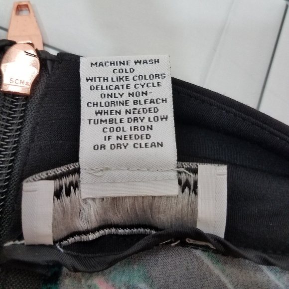 Carmen Marc Valvo Peacock Skirt 8 - Picture 5 of 10